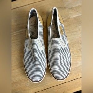 Tommy Bahama Margaritaville Womens Blue Striped Canvas Slip On Shoes Sneakers 10